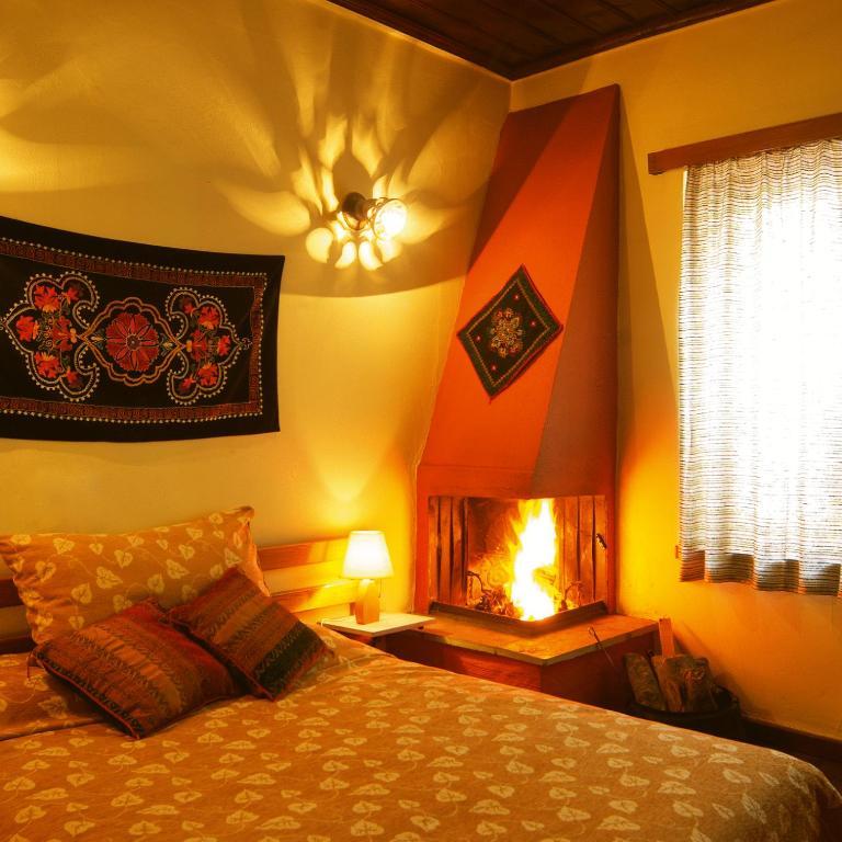 Hotel Galaxias Мецово Екстериор снимка